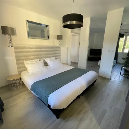 Kiko, & Sauna Privatifs -5 Min- Sarlat Apartment