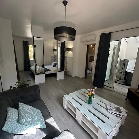 Kiko, & Sauna Privatifs -5 Min- Sarlat Apartman *