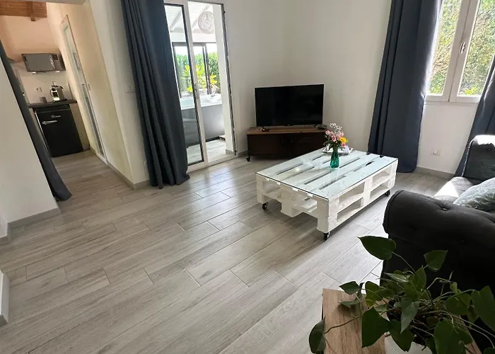 Kiko, & Sauna Privatifs -5 Min- Sarlat דירה *